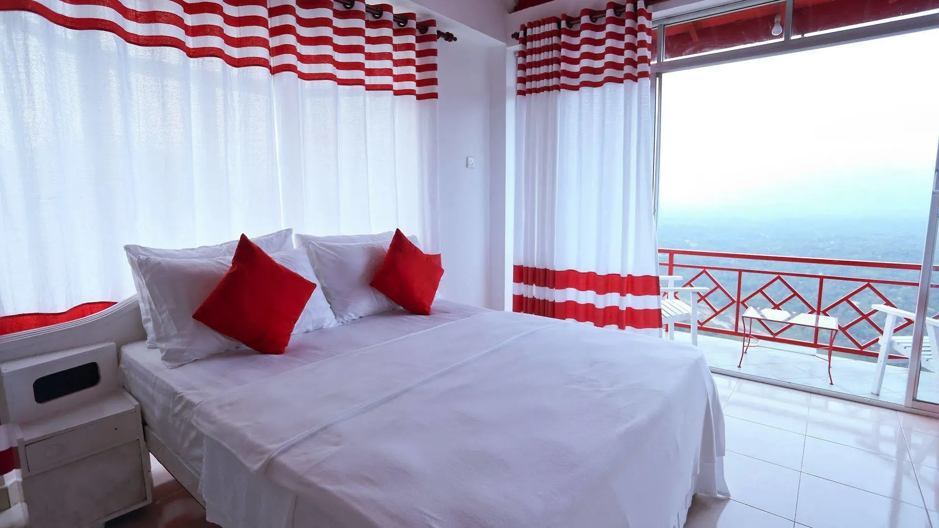 Проживание в семье Redhill Kandy Tennekumbura